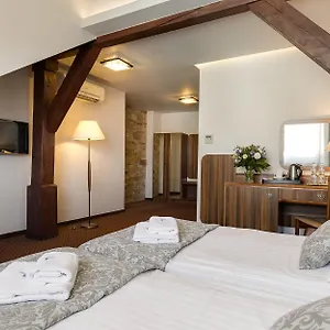 Wit Stwosz Hotell